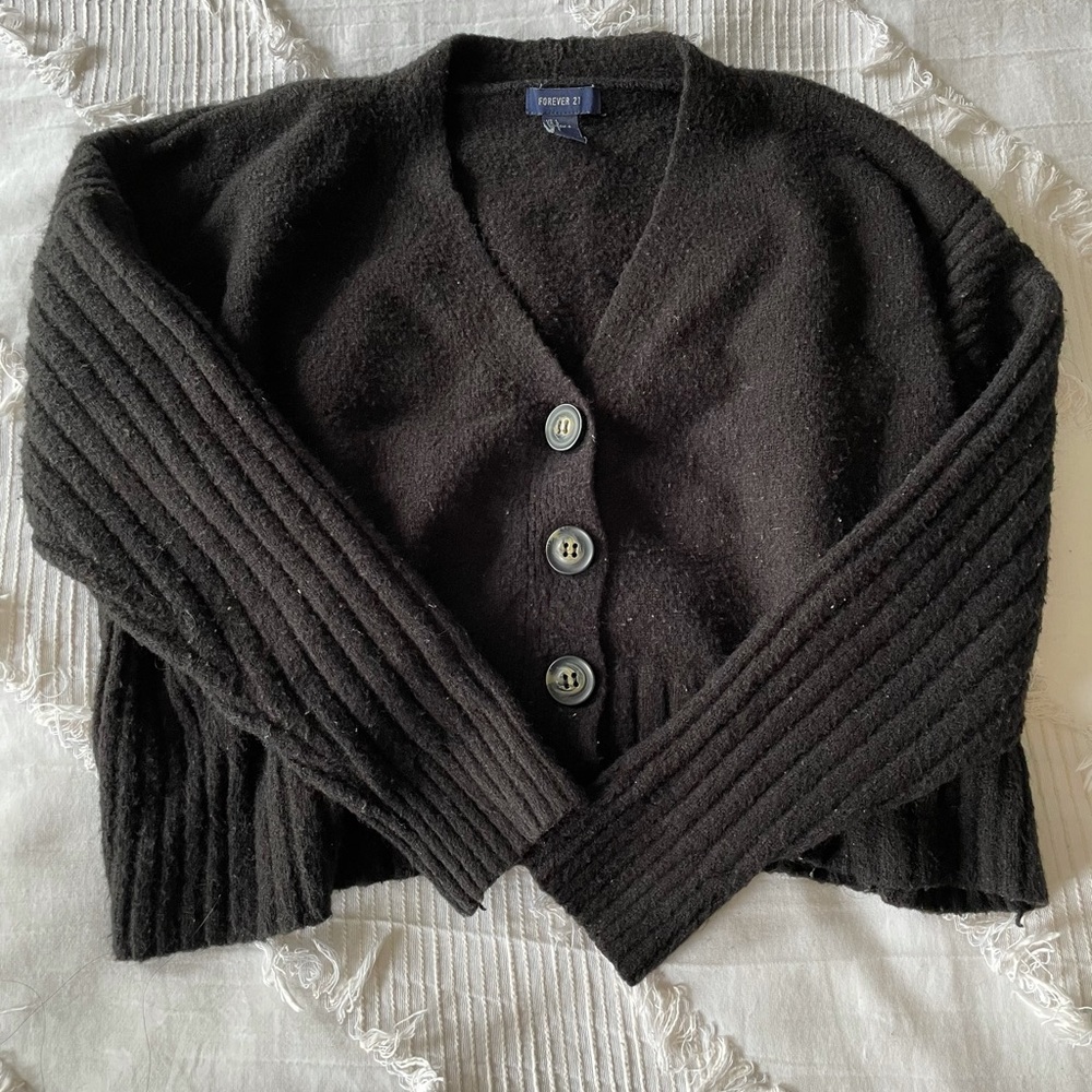 Cropped oversized sweater